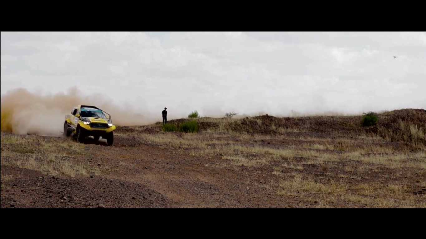 X Rally Team at the Desert Race